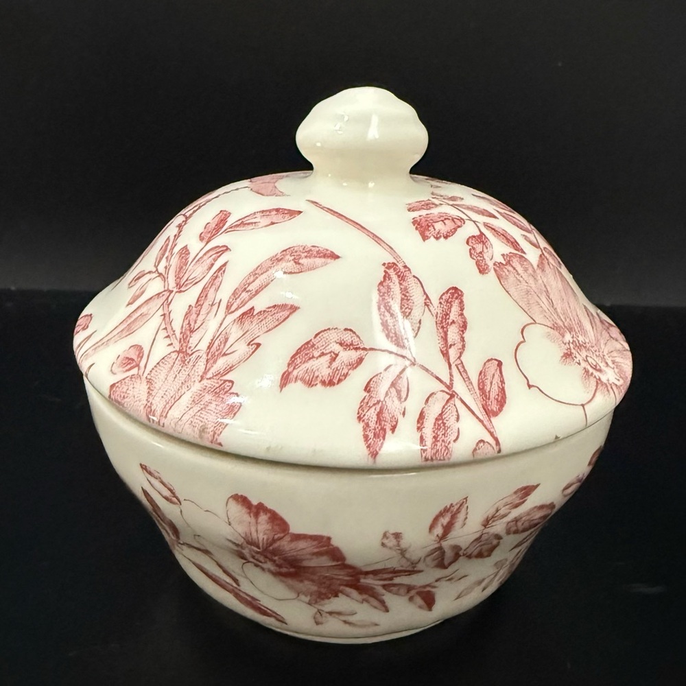 Vintage Discontinued CHURCHILL England Antique Rose Pink Peony Lidded Sugar Bowl